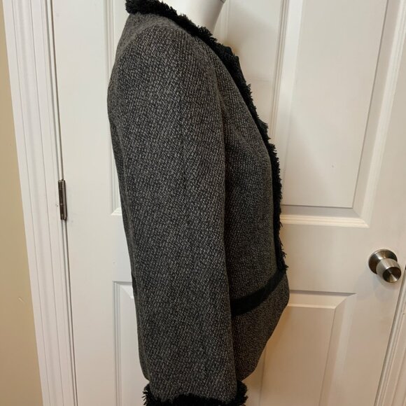 MM Couture By Miss Me Gray Tweed W/ Silver Chain & Black Fringe Trim, Size 8 - Picture 2 of 5